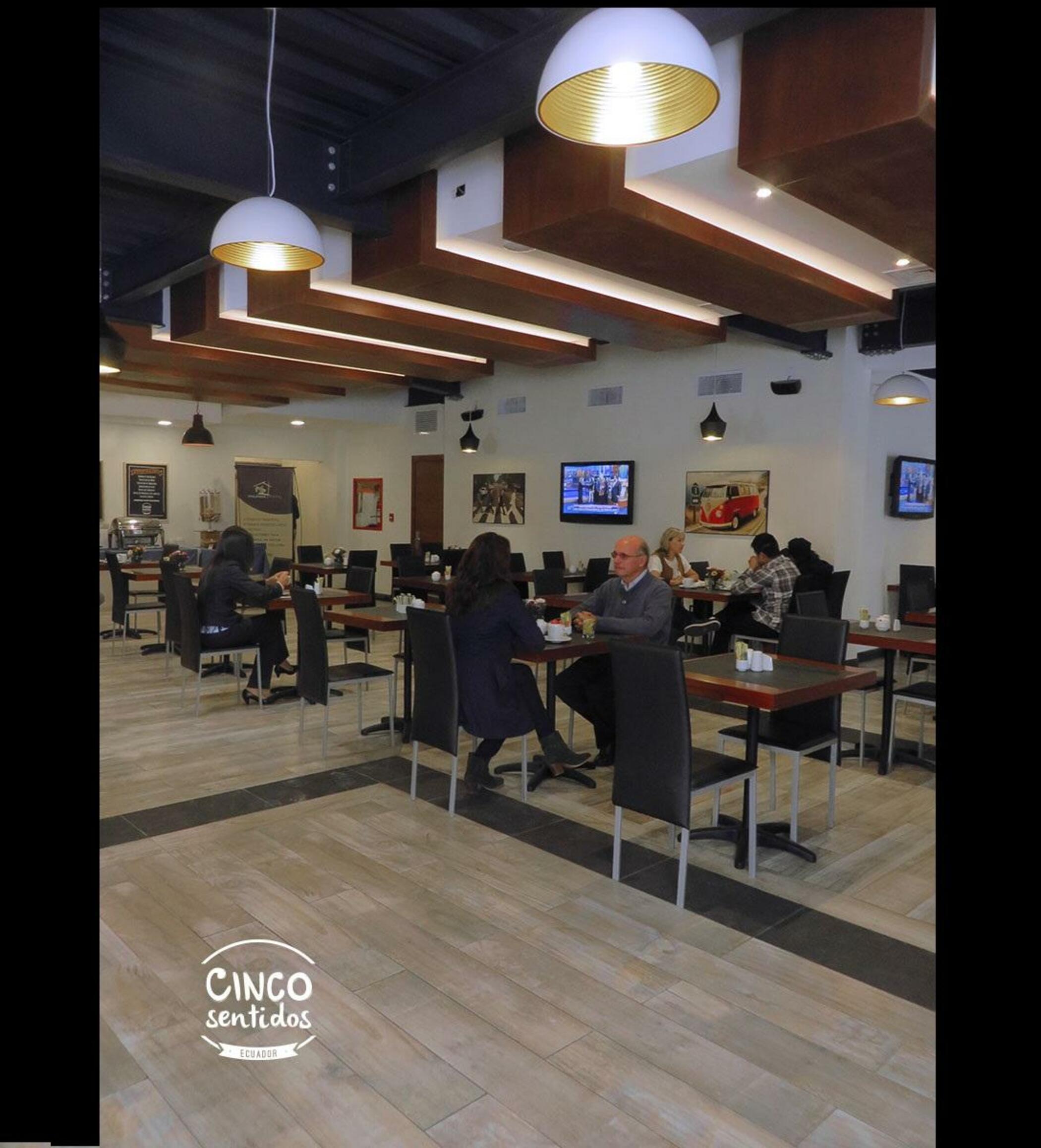 Finlandia 酒店 Quito